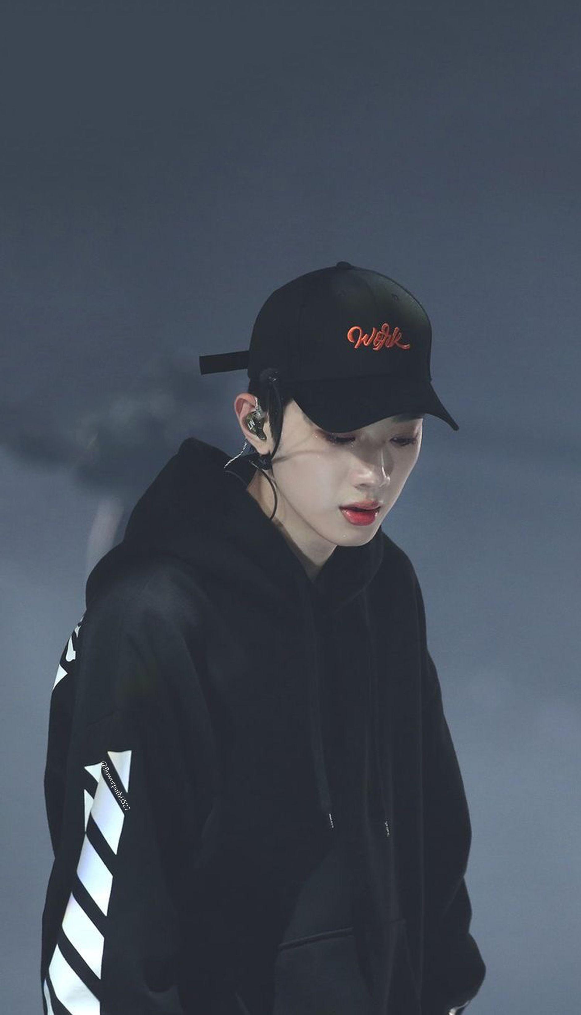 1882x3284 Wanna One Lai Guan Lin Wallpaper. Lai guanlin, Guan lin, Jinyoung