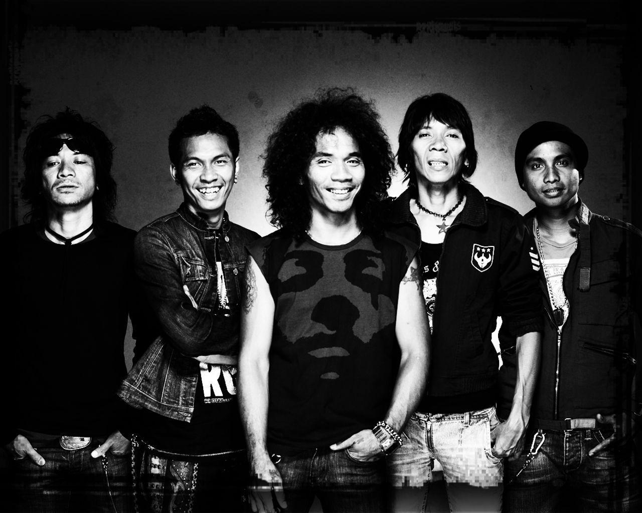 1280x1024 Slank Wallpaper