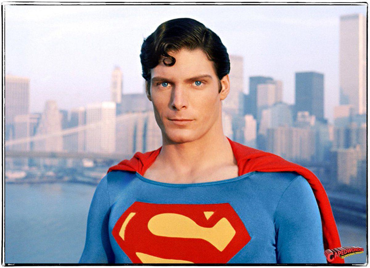 1200x869 Anthony Oliveira's Superman always parts his hair to the right; his Clark to the left