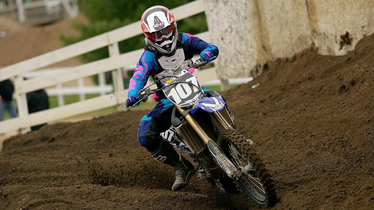 1280x720 Dirt Bike Riding Wallpaper for Android