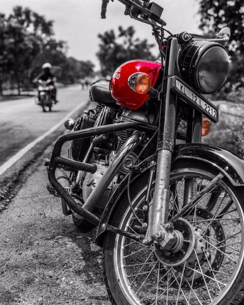 937x1171 Royal Enfield Red Wallpaper