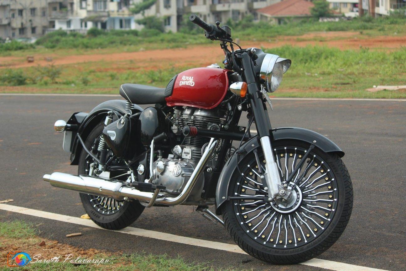 1296x864 Royal Enfield classic 350 Redditch red. Enfield classic, Royal enfield wallpaper, Royal enfield classic 350cc