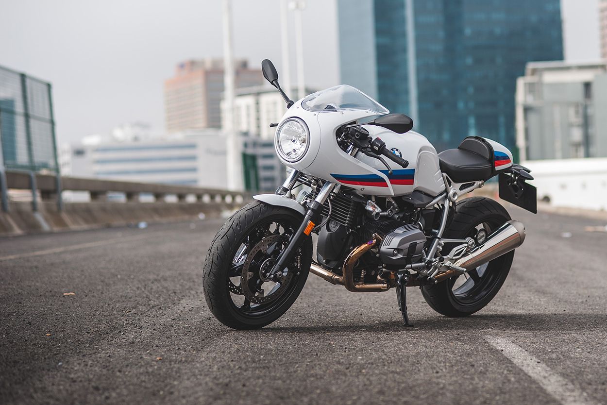 1250x834 Ride Report: The 2017 BMW R nineT Racer