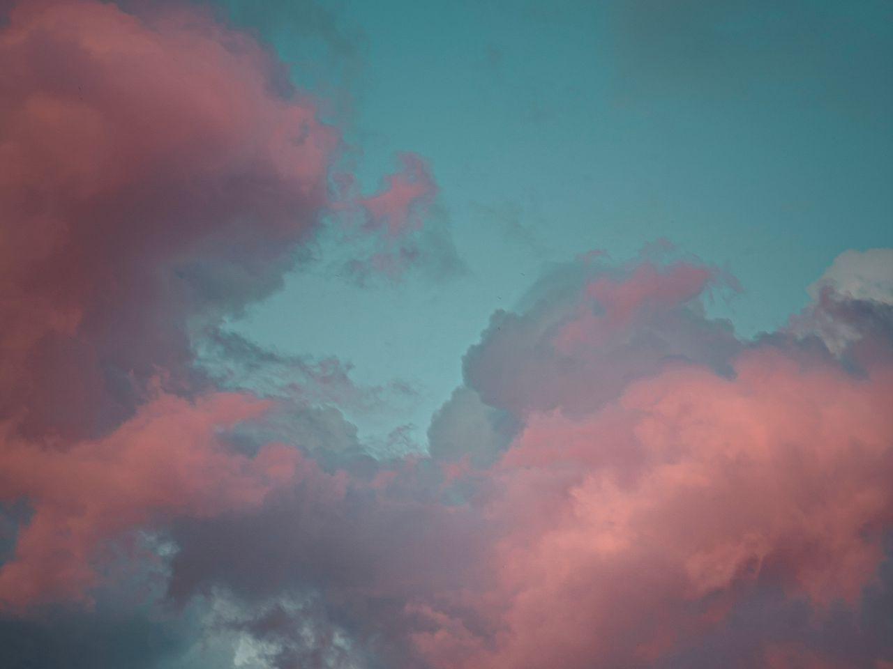 1280x960 Download wallpaper 1280x960 cloud, sky, pink, clouds standard 4:3 HD background
