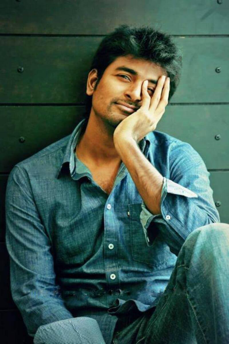 800x1200 Sivakarthikeyan Phone Wallpaper