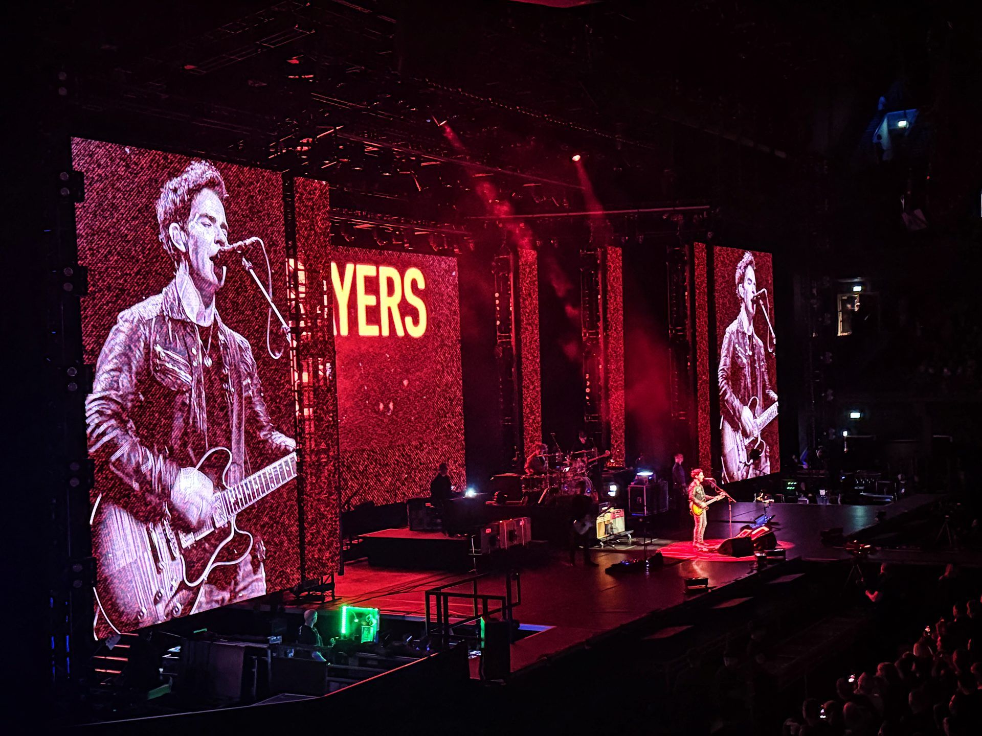 1920x1440 LIVE: Stereophonics Finn Forster Op Live, Manchester, 12 11 2025 Is In The TV