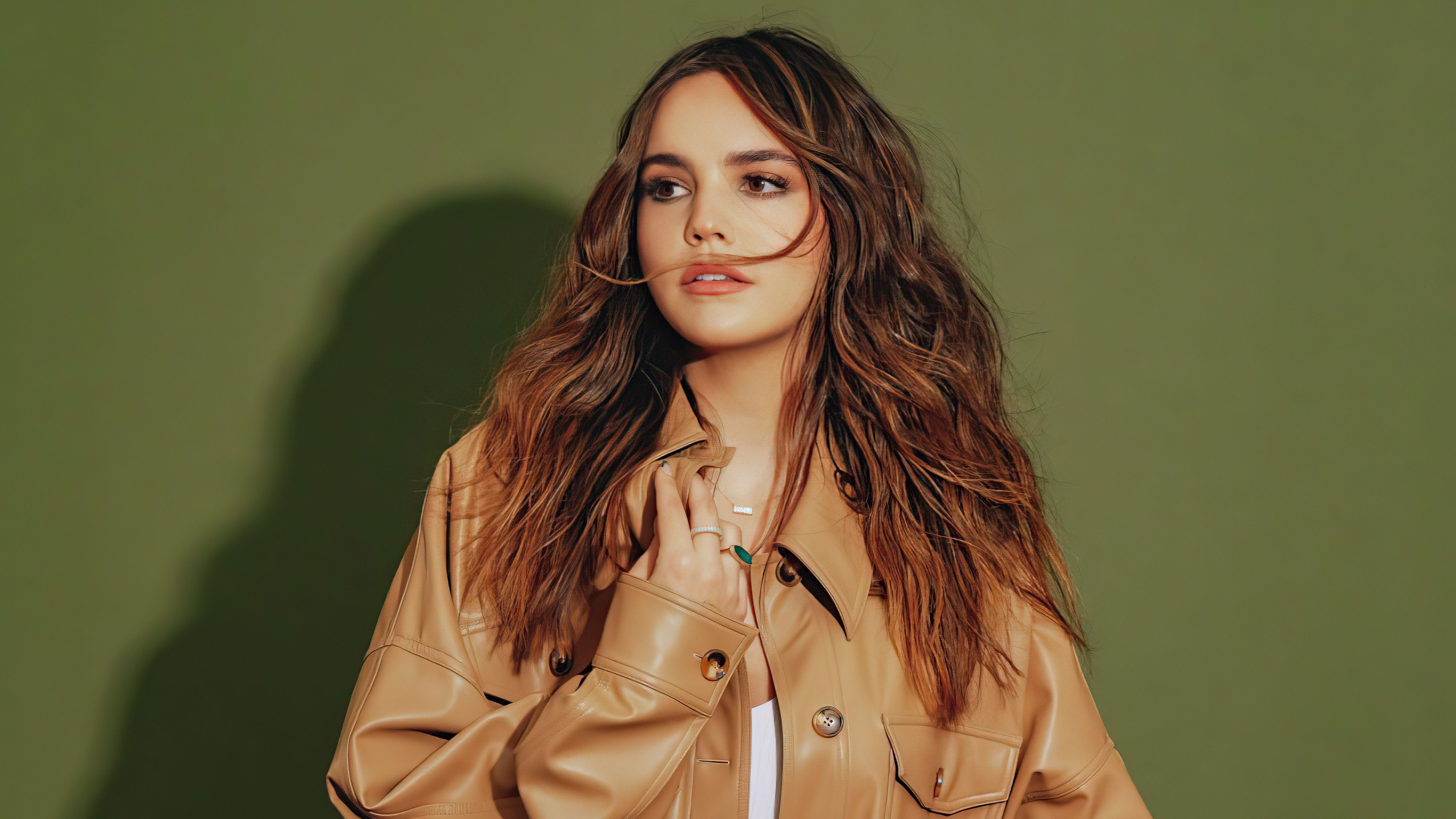 5120x2880 Bailee Madison for A Week Away Wallpaper 4K for Desktop
