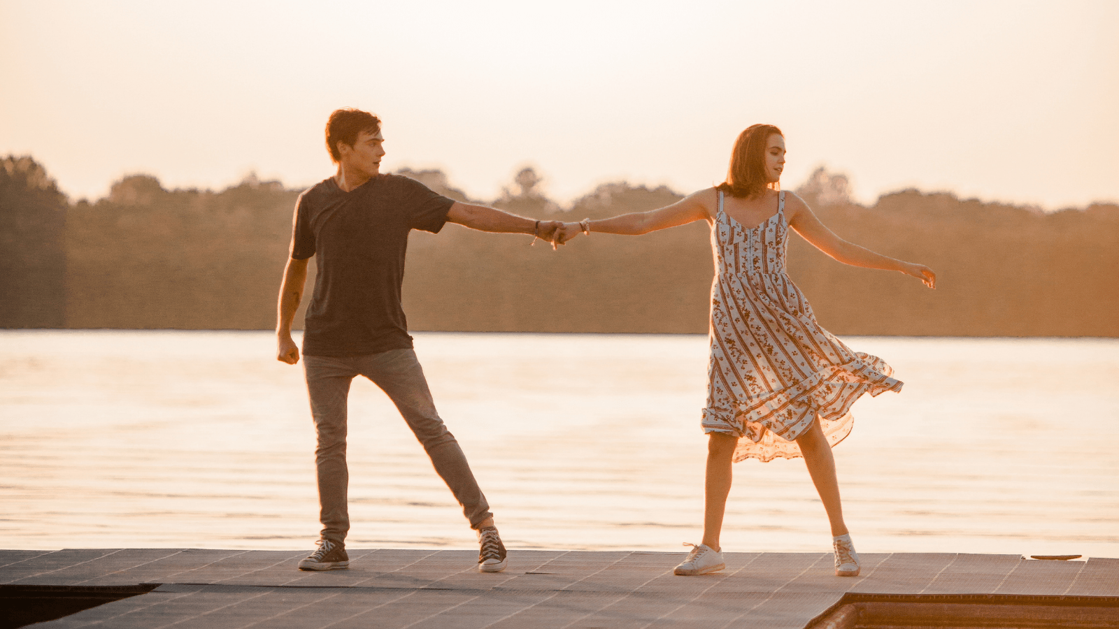 1600x900 Bailee Madison and Kevin Quinn talk A WEEK AWAY