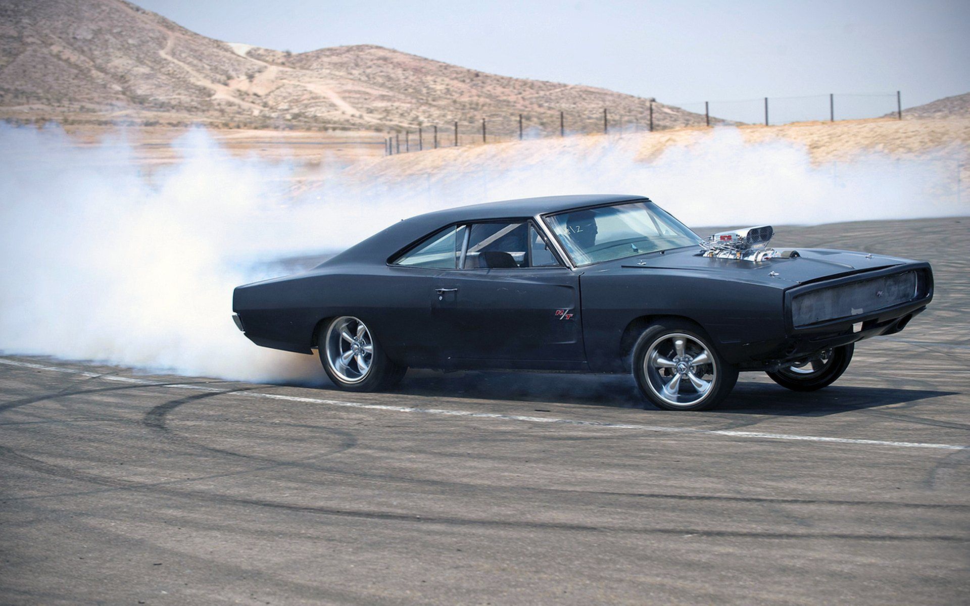 1920x1200 Dodge Charger R T HD Wallpaper: Performance In Motionx1200