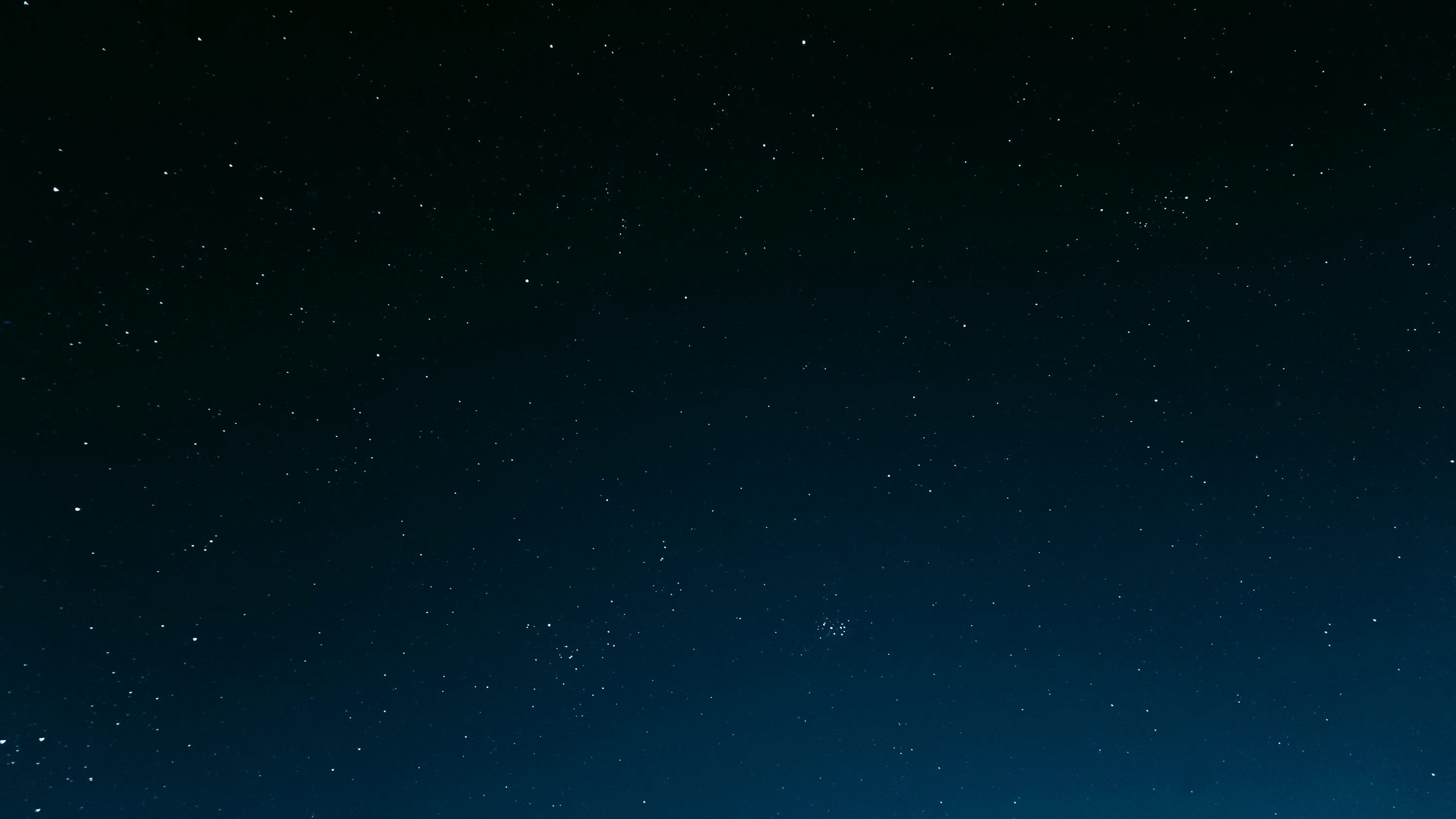 3000x1688 The night sky is full of stars photo