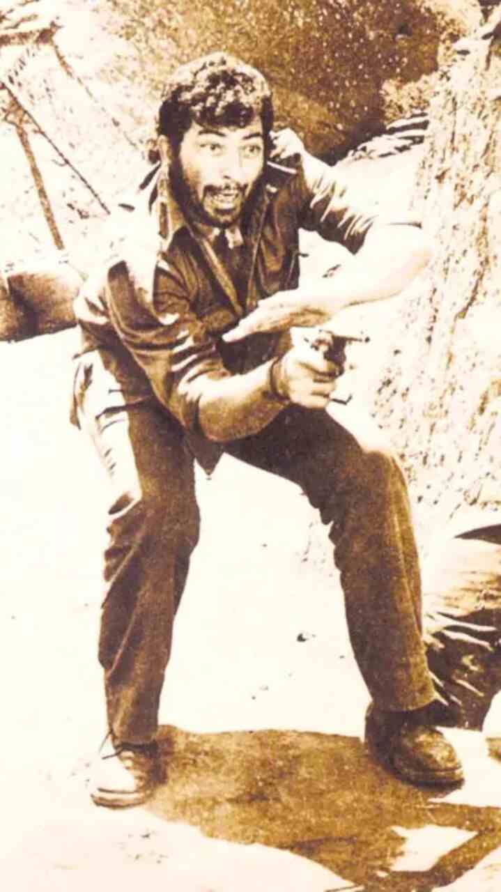 719x1280 Amjad Khan birth anniversary: Popular negative roles of Bollywood's 'Gabbar Singh'