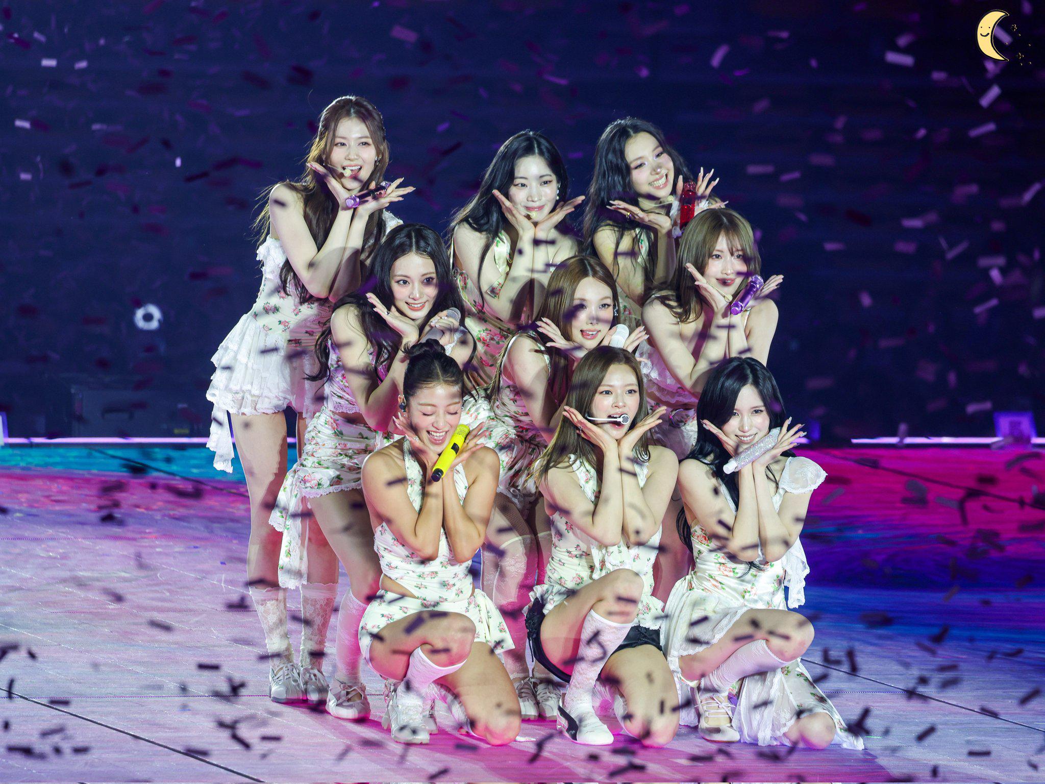 2048x1536 Twitter! <This is For> Seoul D1