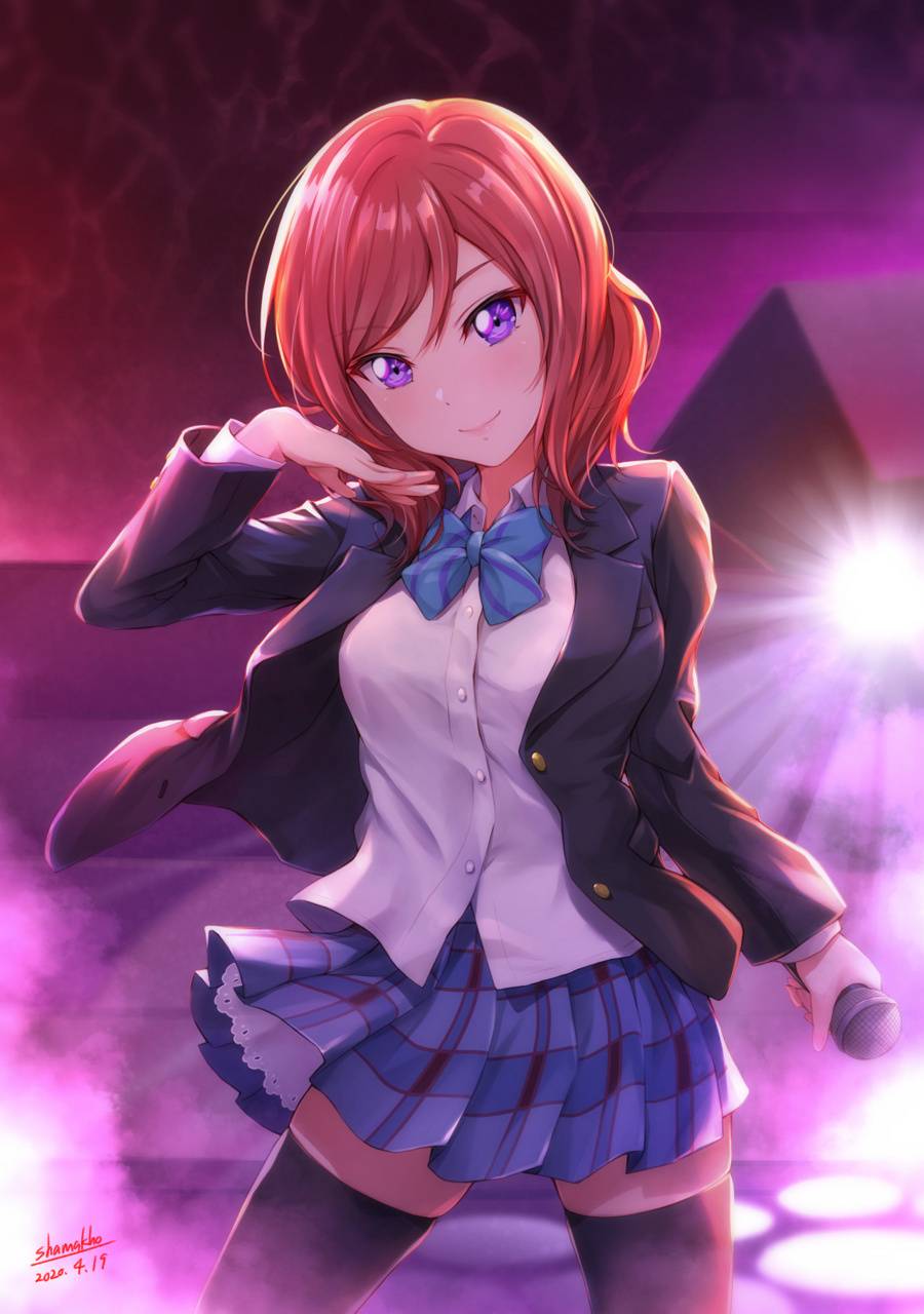 900x1280 Maki Nishikino Wallpaper