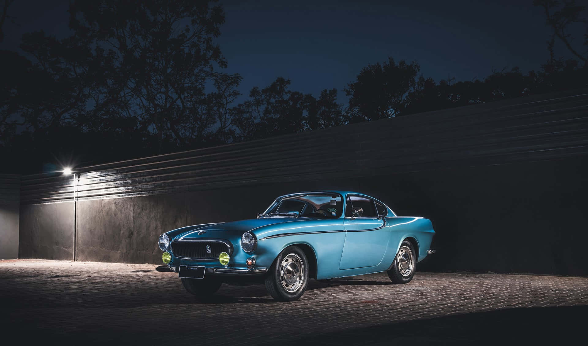 1920x1132 Volvo P1800 Wallpaper