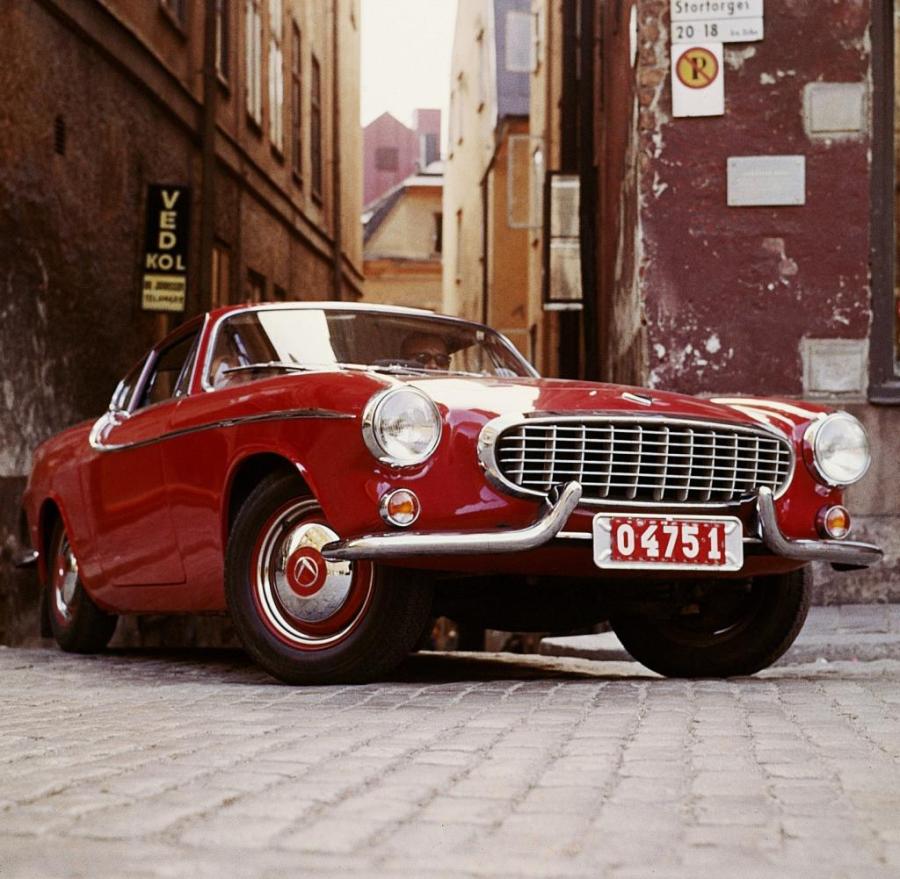 900x879 Volvo P1800