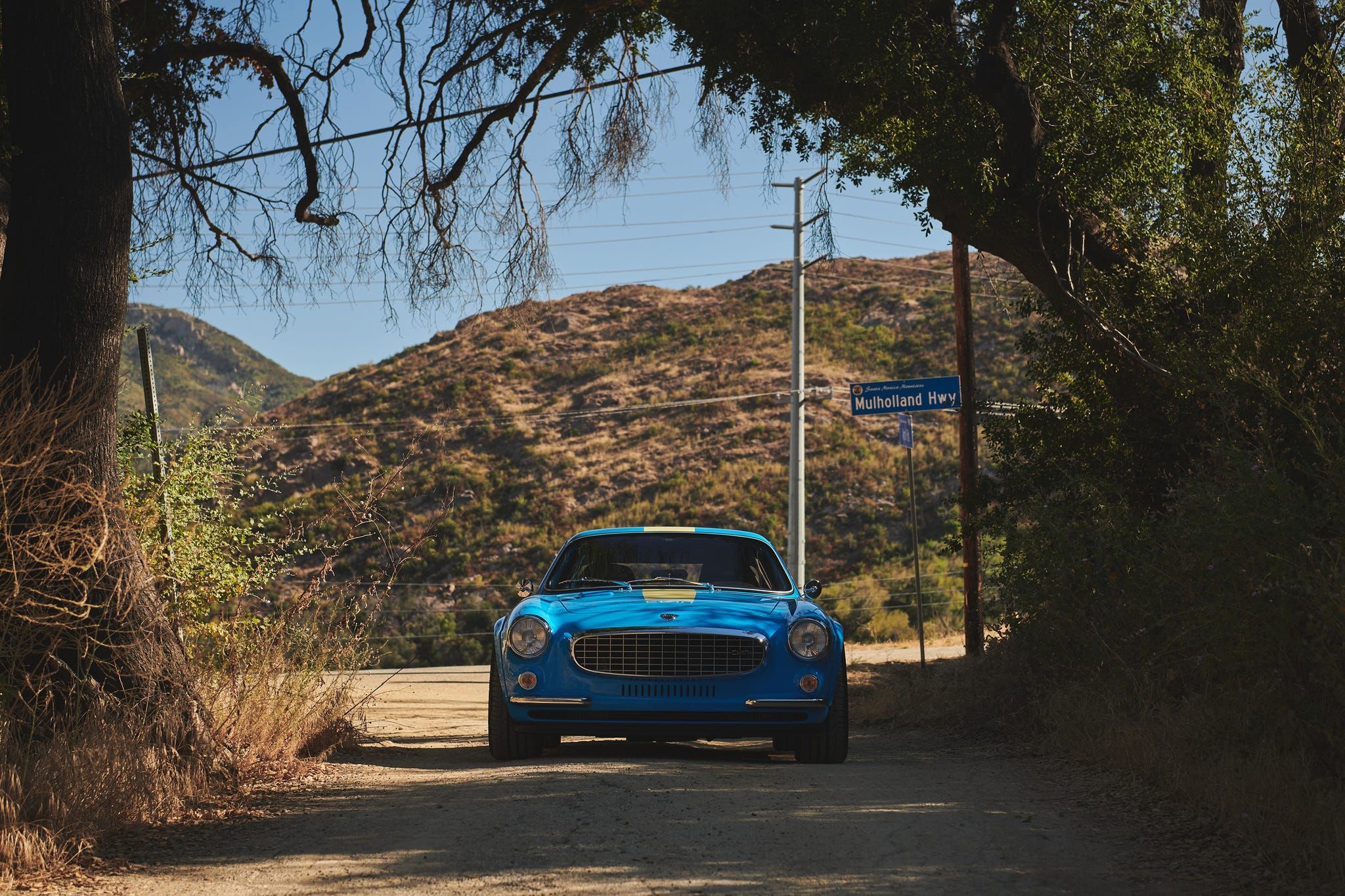 2048x1365 The P1800 Cyan Is the World's Coolest Volvo