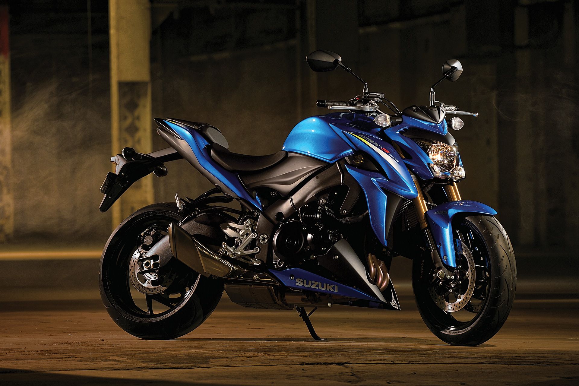 1920x1280 Suzuki GSX S1000 Long Term Test Intro