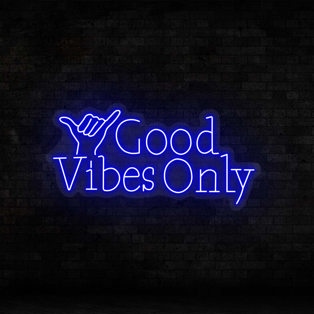 1080x1080 Good Vibes Only Sign / 68(W) x 34(H)