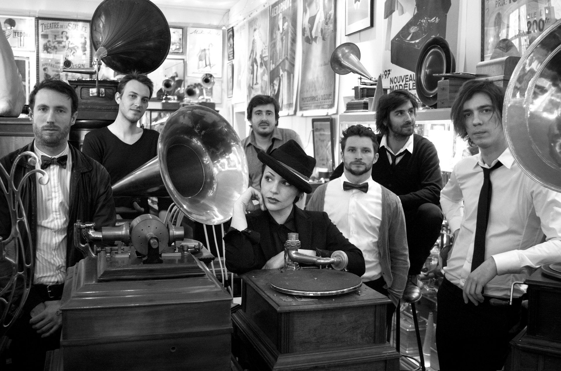 1920x1270 Download Electro Swing Music Caravan Palace HD Wallpaperx2414