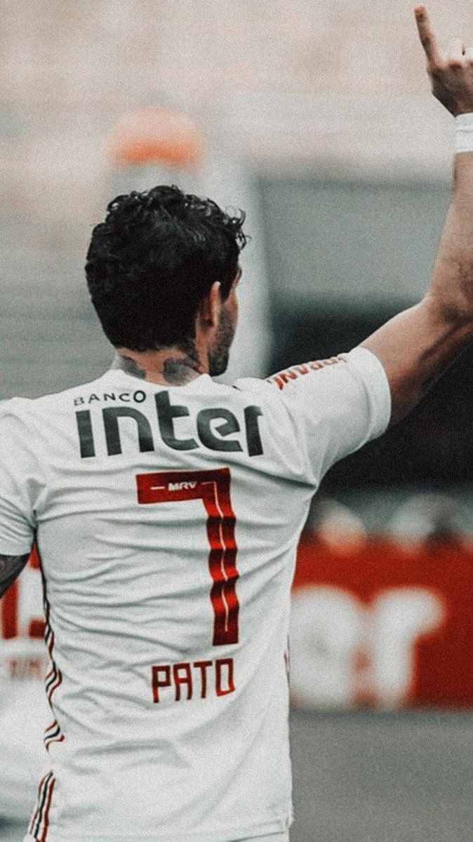 674x1200 Descubra 23 ideias de alexandre pato e são paulo futebol clube. são paulo futebol, spfc, sao paulo fc wallpaper e muito mais