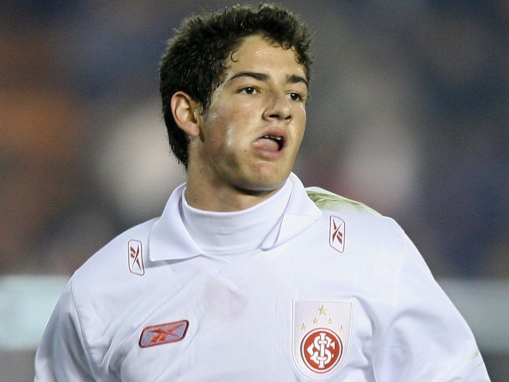1024x768 MARKET WALLPAPERS Best Football Wallpaper: Alexandre Pato Internacional Best Player