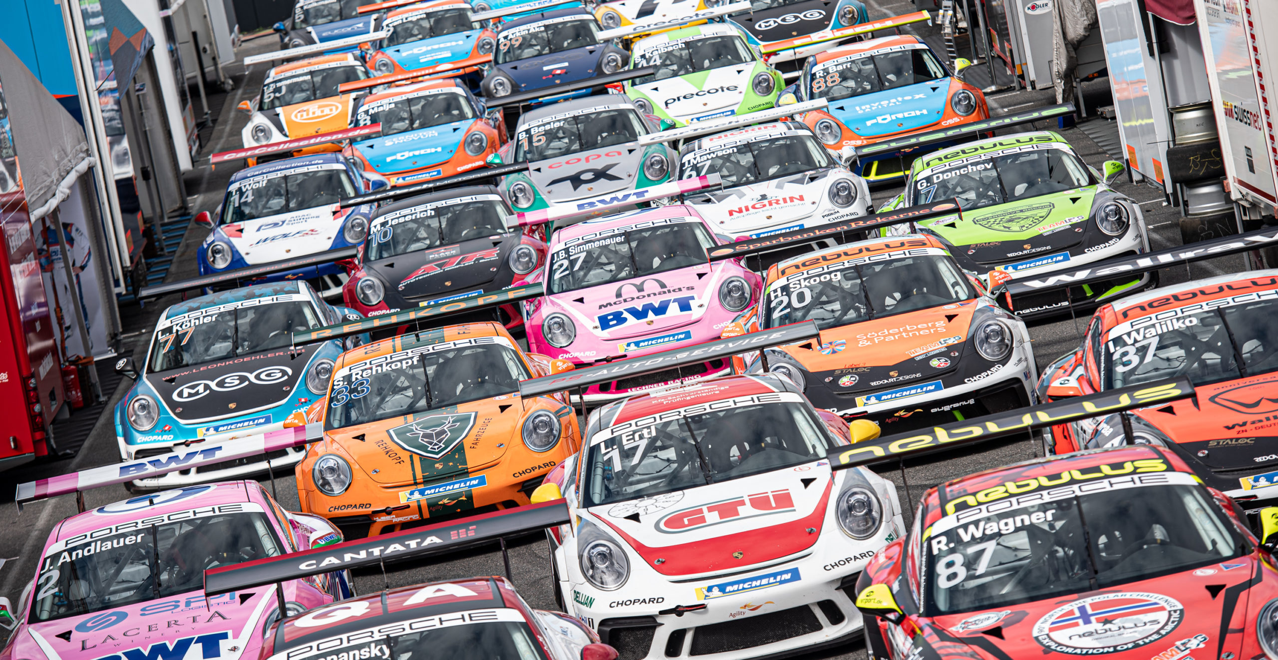 2560x1322 Here is your Super Cool New Porsche Wallpaper