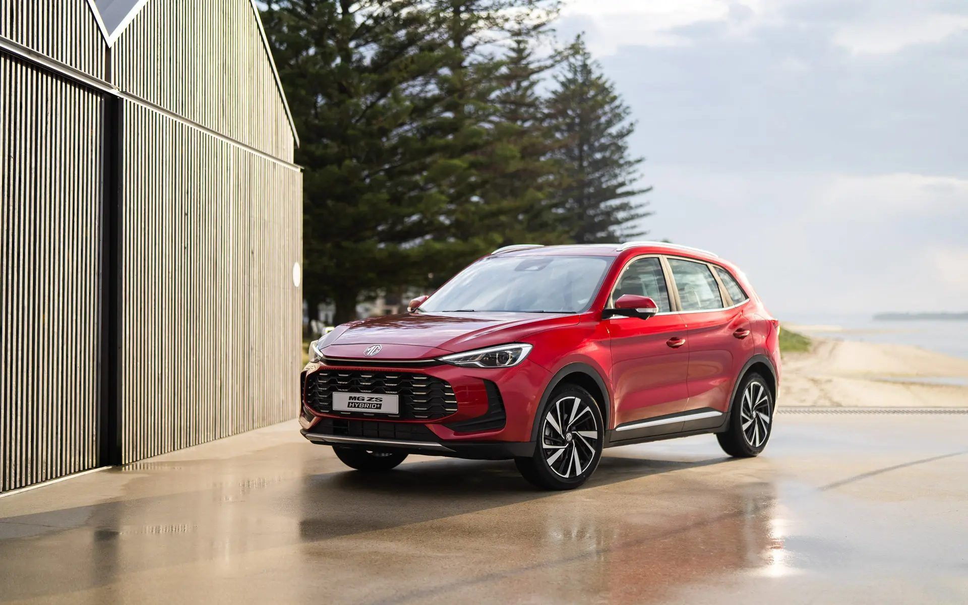 1920x1200 MG ZS HYBRID+ Launches in Australia with Upgraded Features and Efficient Powertrain