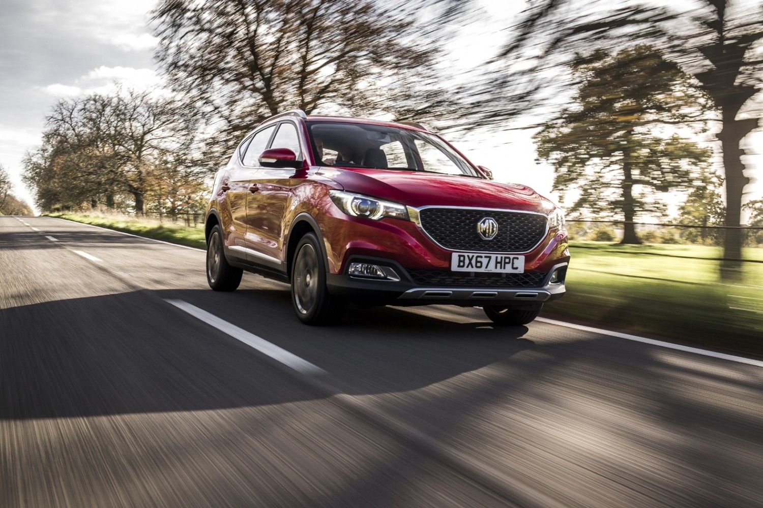 1500x1000 MG ZS shakes SUV scene