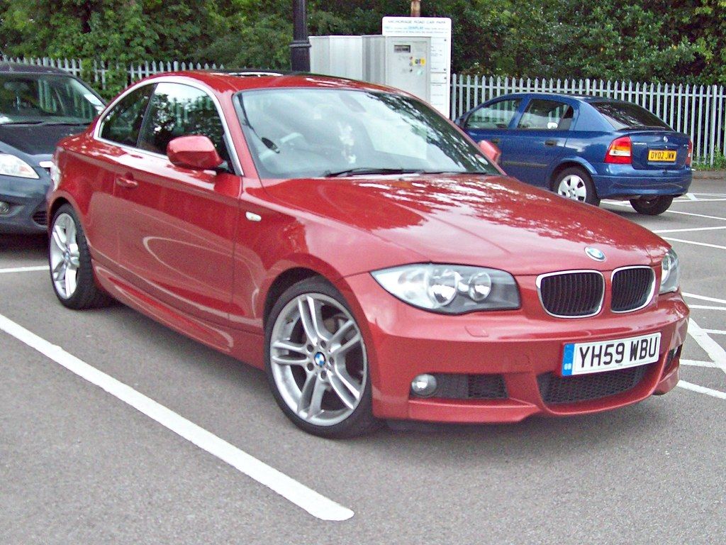 1024x768 BMW 120D M Sport (E81) (2009). BMW 120D M Sport (E81)