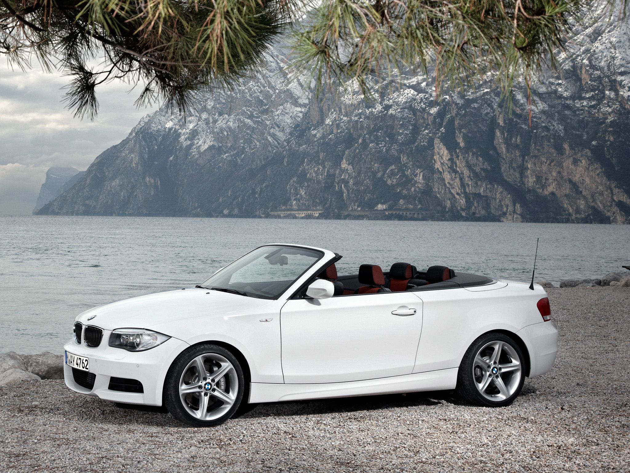 2048x1536 Series Convertible E81 E82 E87 E88 Facelift 1 Series BMW Database Carlook
