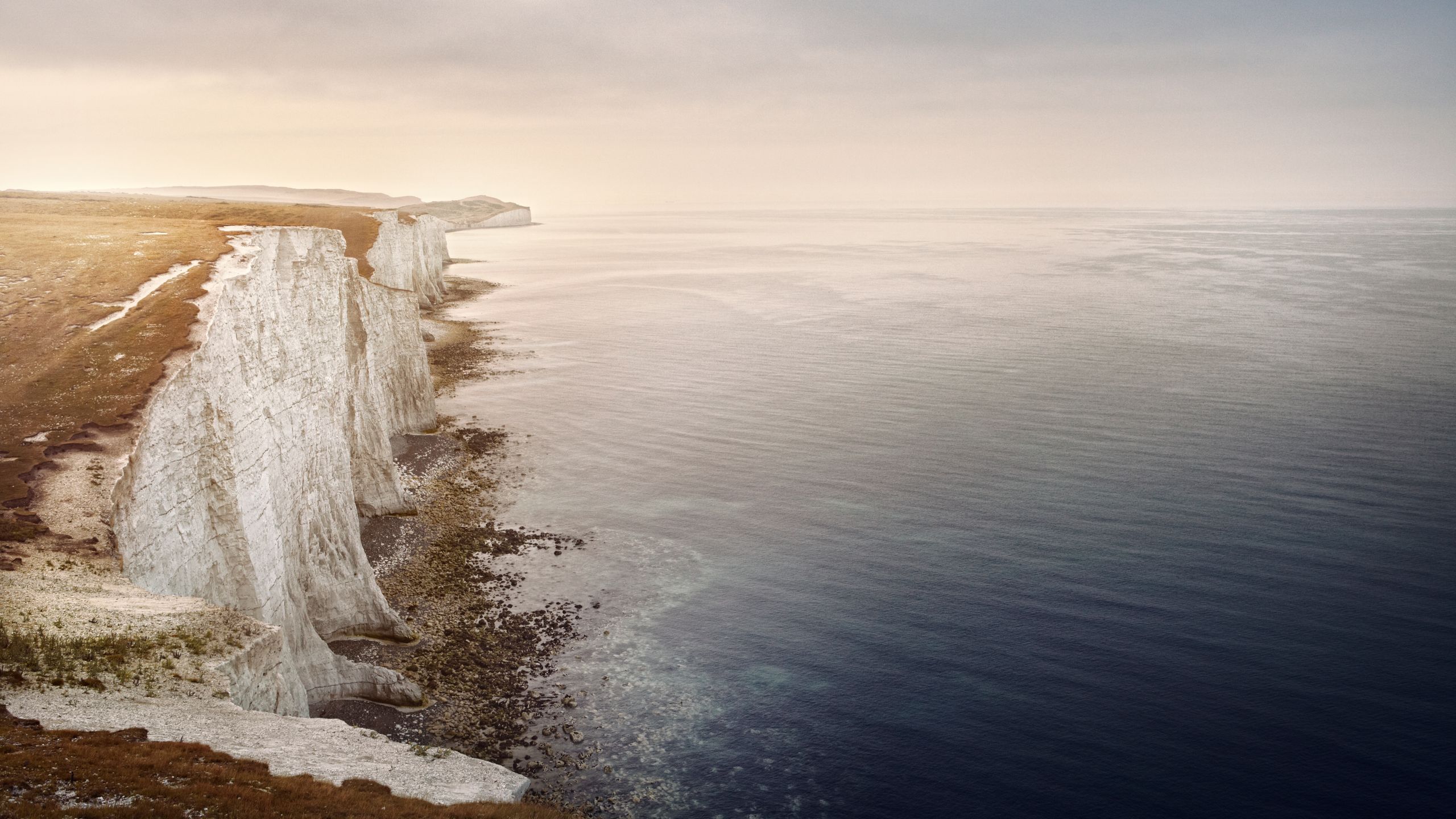 2560x1440 England's White Cliffs of Dover Are Rapidly Eroding. Condé Nast Traveler