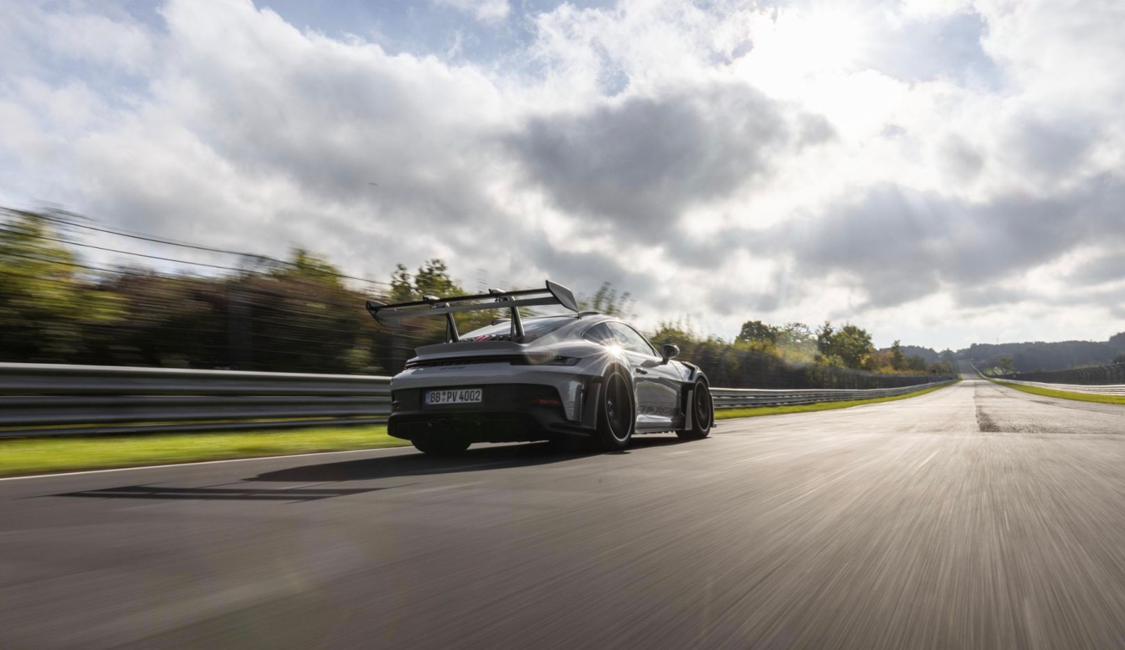 1620x936 Porsche 911 GT3 RS completes the 'ring in 6:49.328 minutes Newsroom USA
