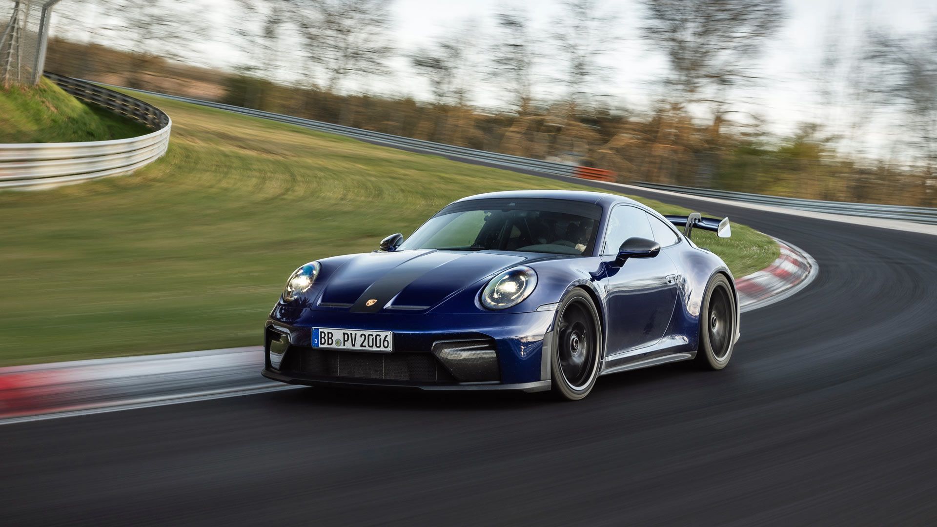 1920x1080 Porsche 911 GT3 is quickest manual car around the Nurburgring