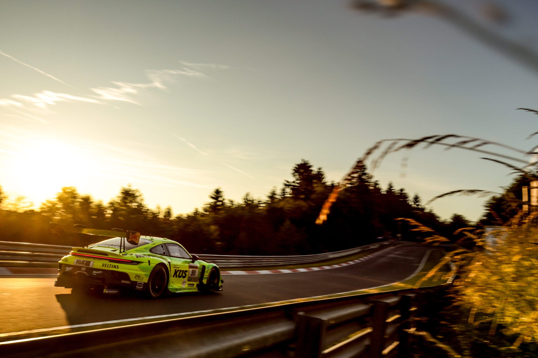 2048x1365 Whose Fault Was This Crash at the Nürburgring 24?