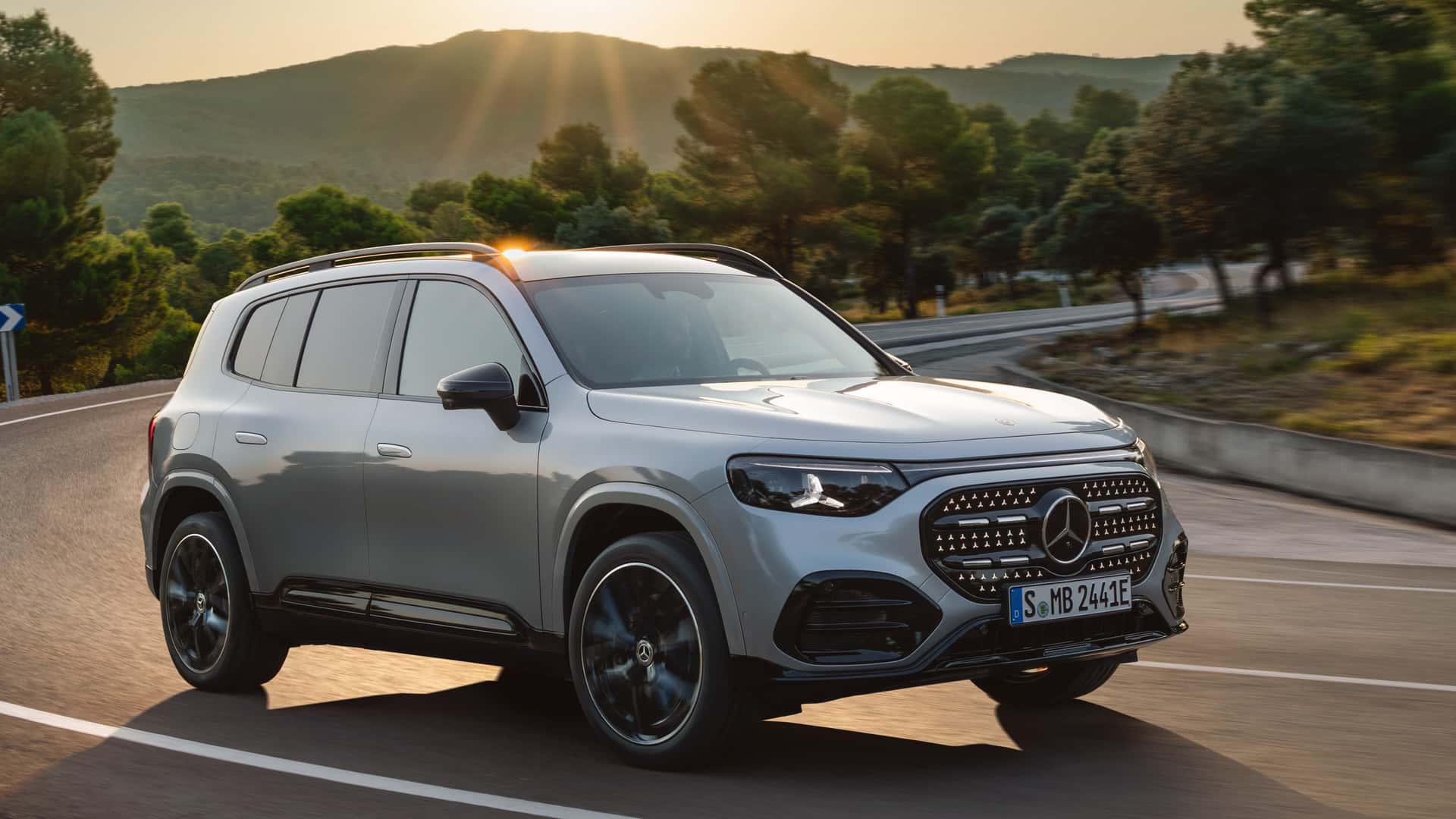 1920x1080 The New Mercedes GLB EV Is Insanely Efficient And Can Go Over 300 Miles