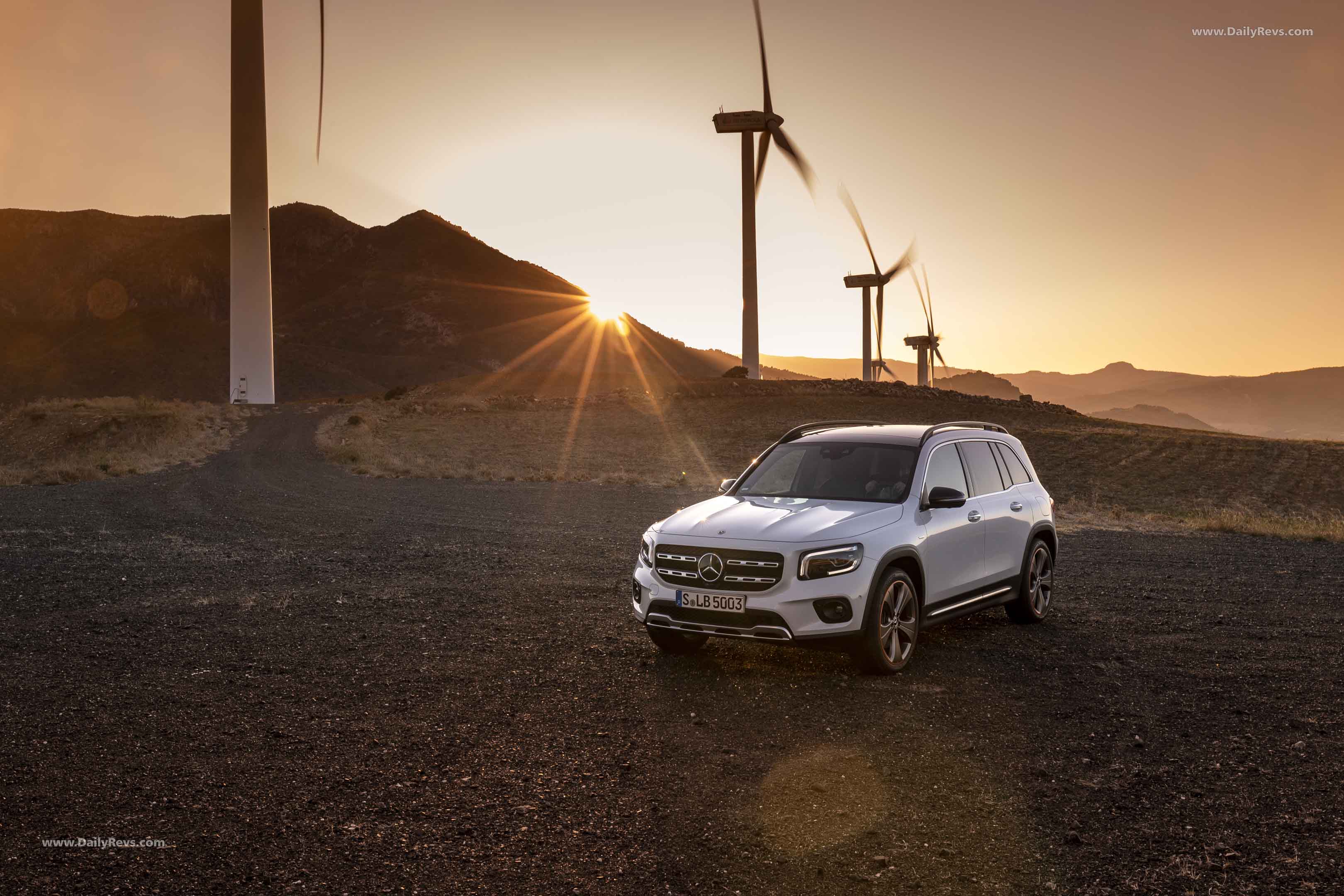 3240x2160 Mercedes Benz GLB Edition 1 HD Photo, Videos, Specs, Features & Price