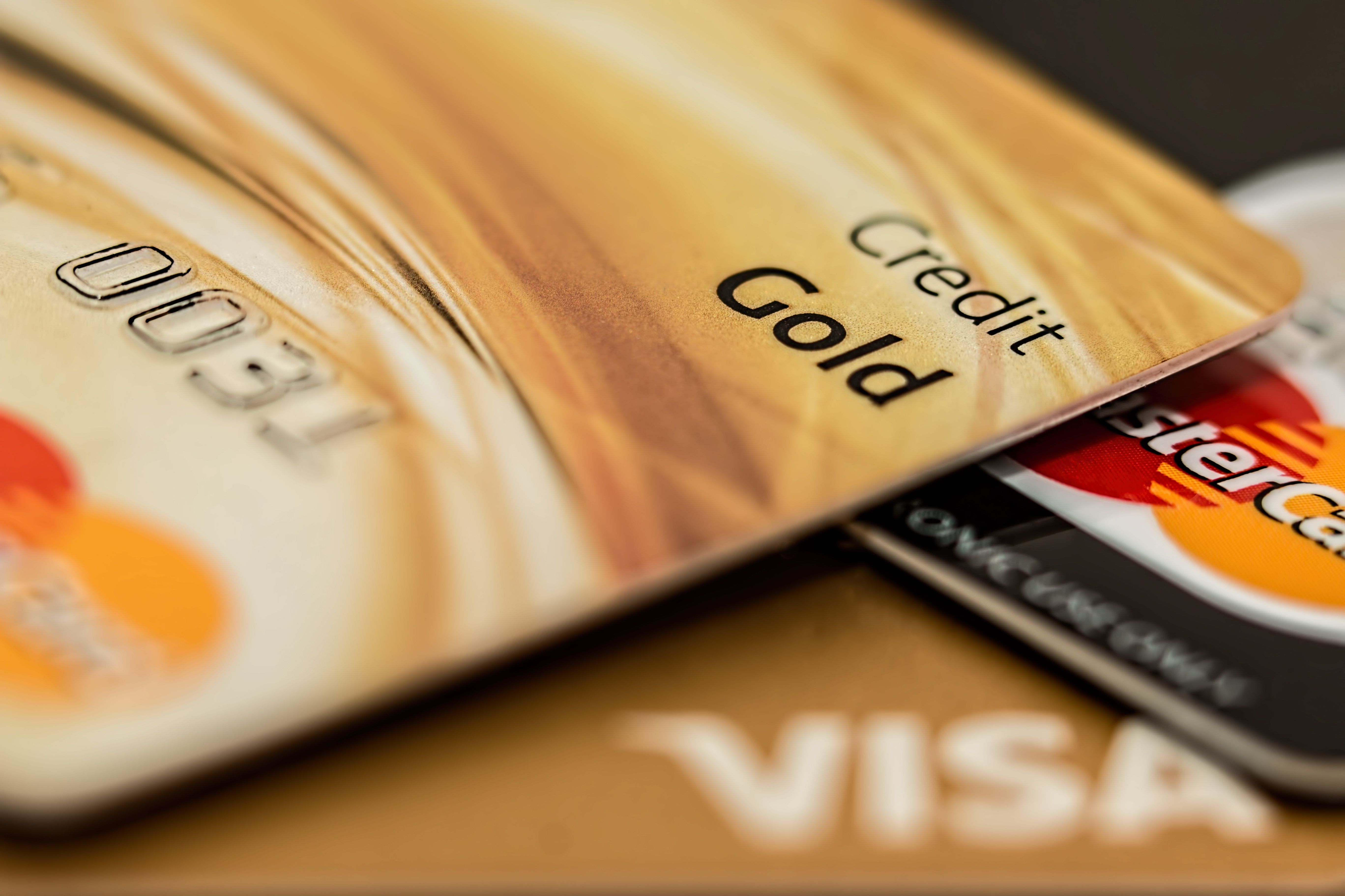 5472x3648 Close Up Photo Of Credit Cards · Free