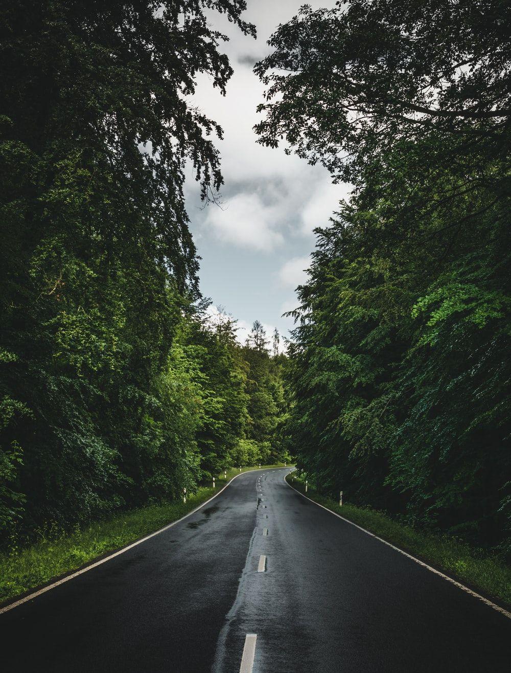 Rainy Road Wallpapers Top Free Rainy Road Backgrounds Wallpaperaccess