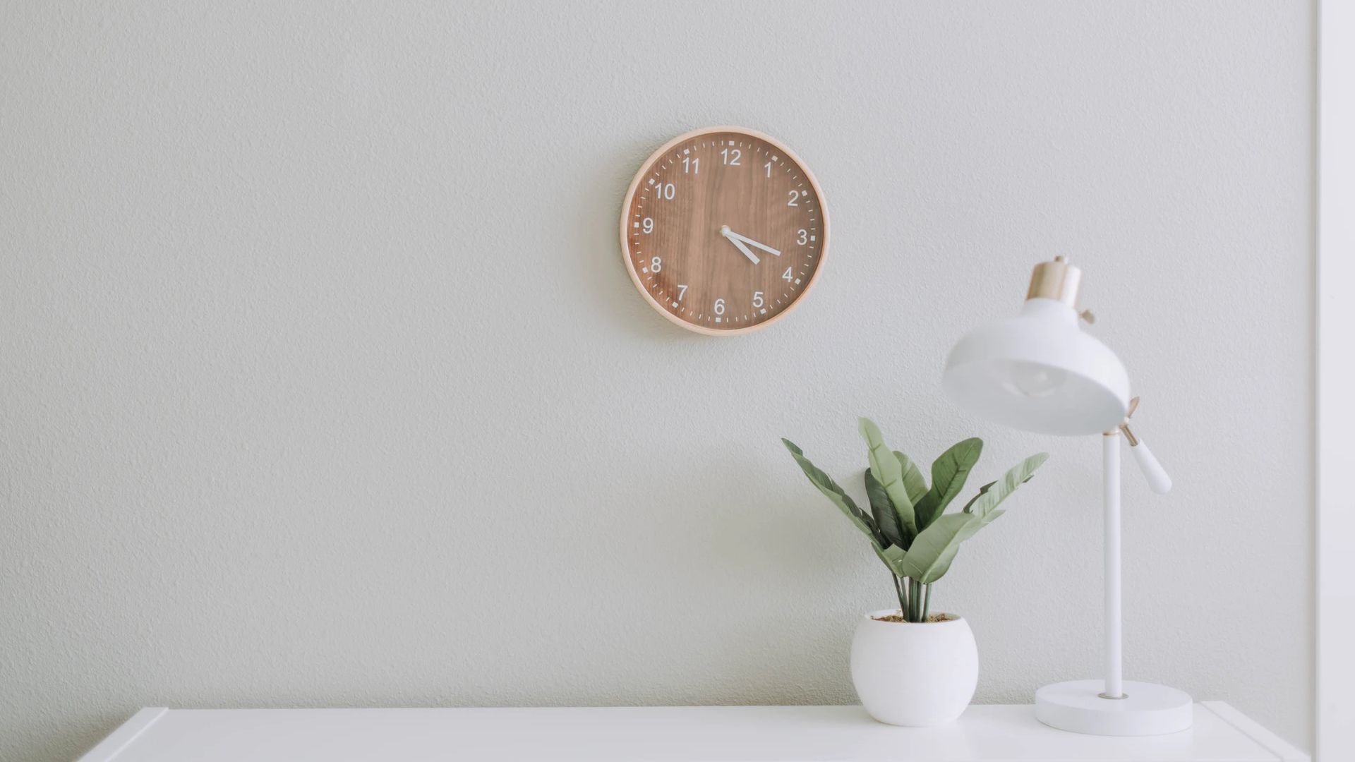 1920x1080 Simple & Professional background for your Online Meetings