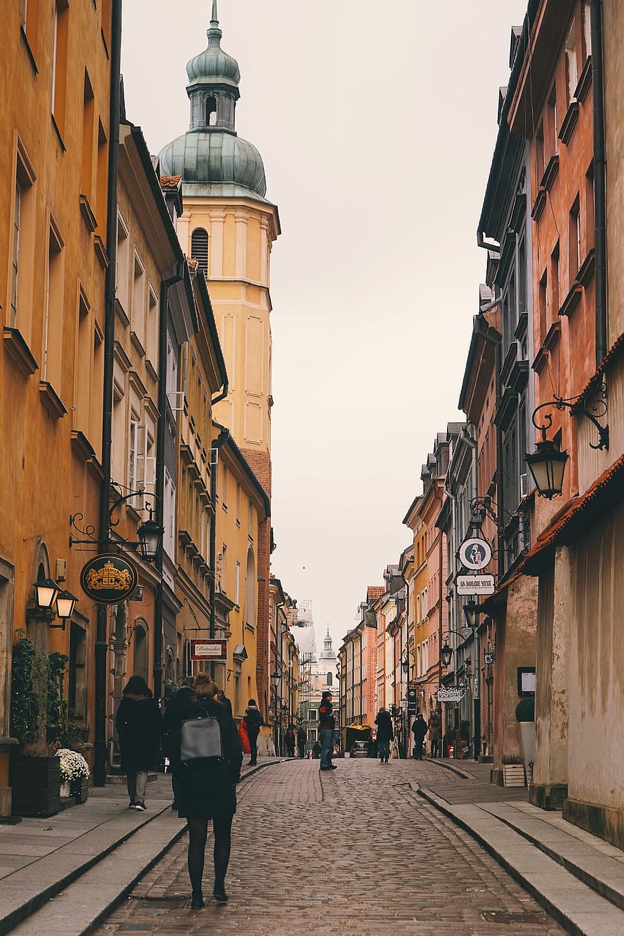 910x1365 The warsaw old town 1080P, 2K, 4K, 5K HD wallpaper free download