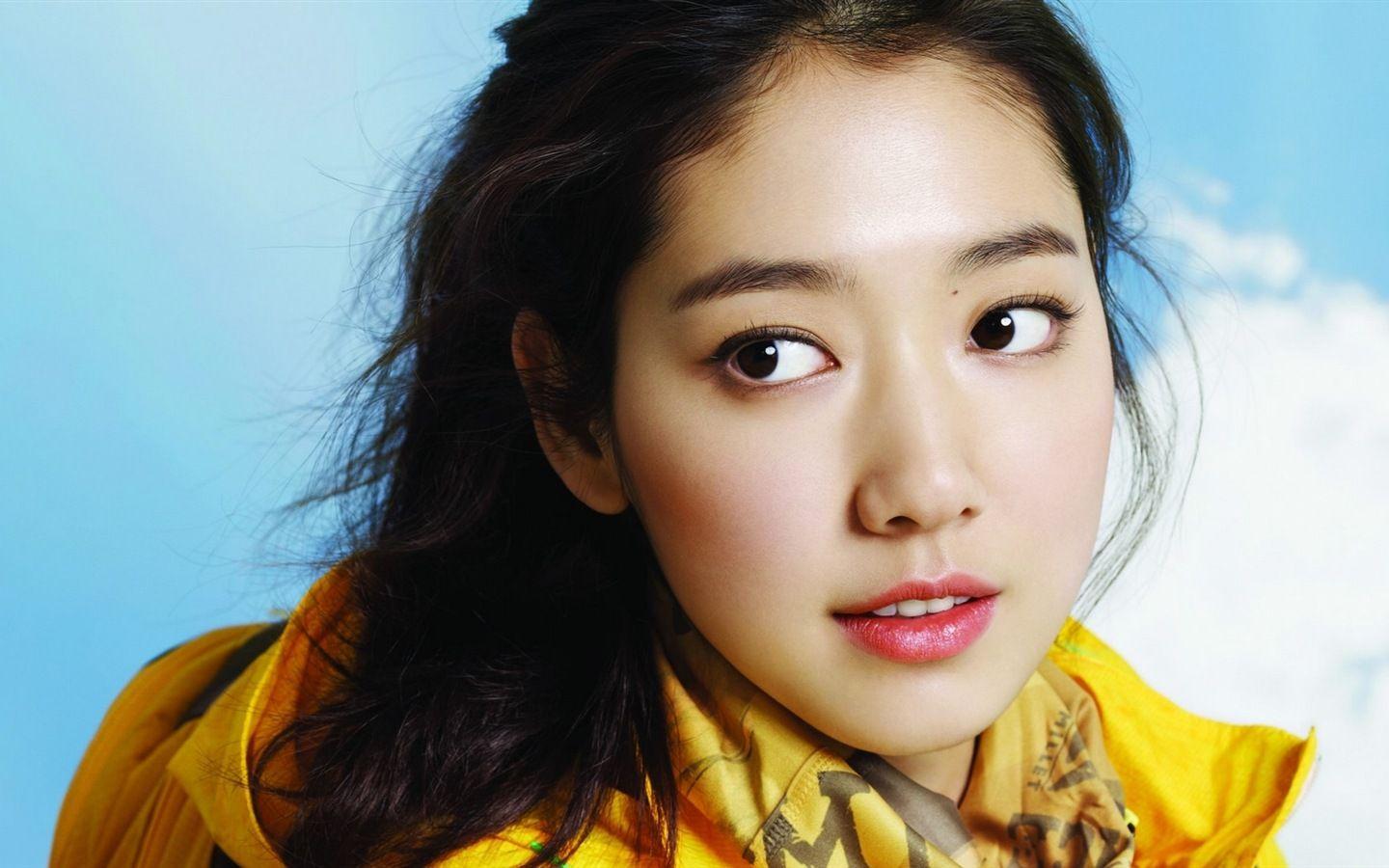 1440x900 South Korean actress Park Shin Hye HD Wallpaper Wallpaper Download Korean actress Park Shin Hye HD Wallpaper Wallpaper Wallpaper Site