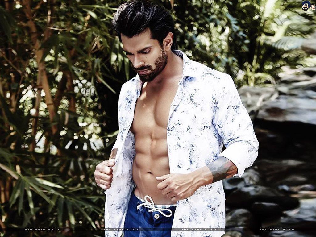 1024x768 Hot HD Wallpaper of Bollywood Stars & Actors. Indian Celebs Photo