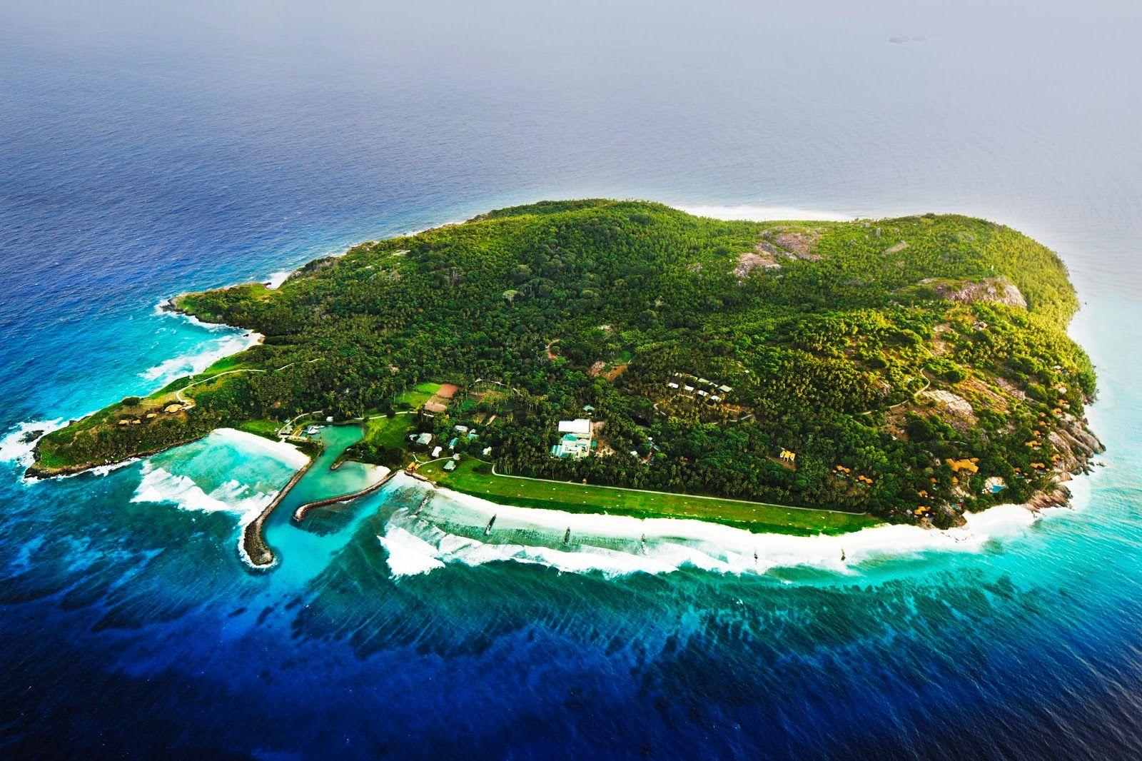 1600x1066 Private Island Wallpaper