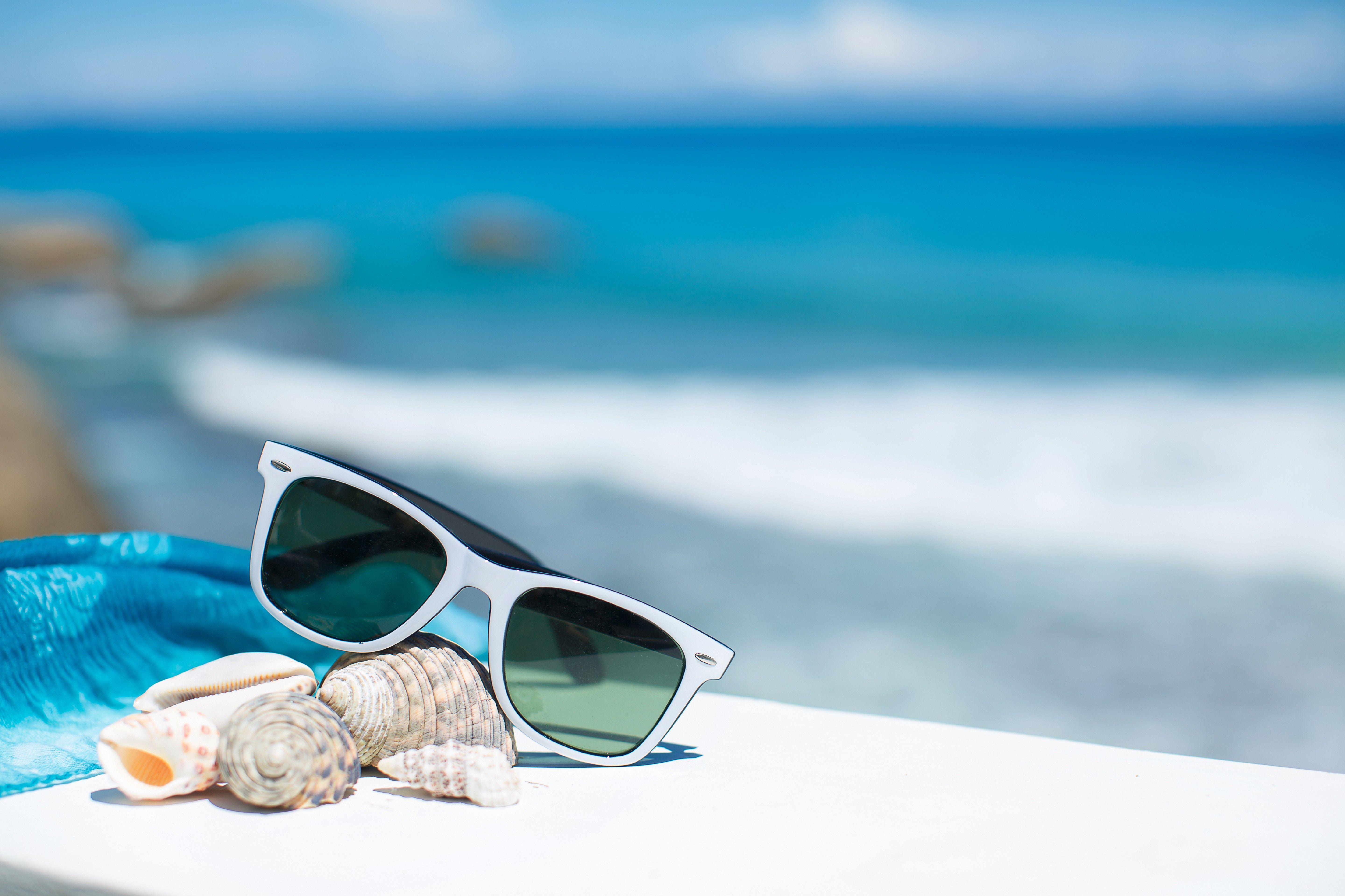 5760x3840 Beach Sunshine Sea Vacation Summer Glasses Shells Exotic HD