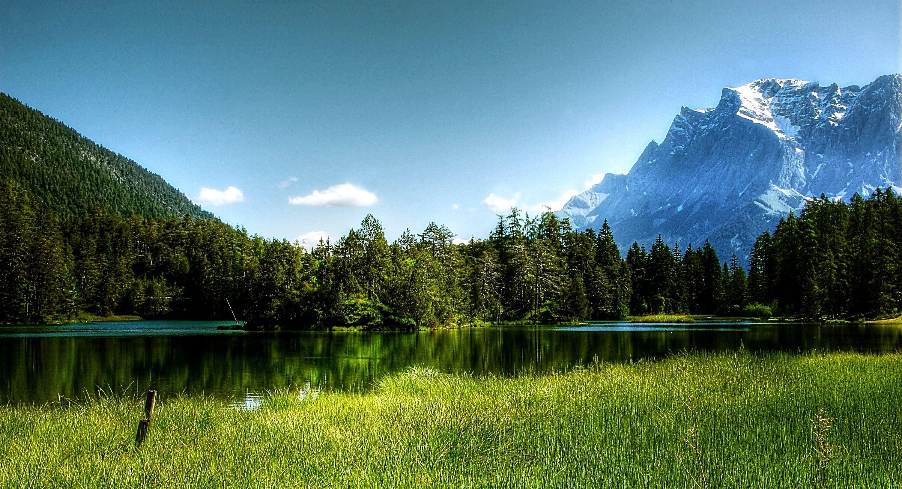 3008x1631 Mountain Picture