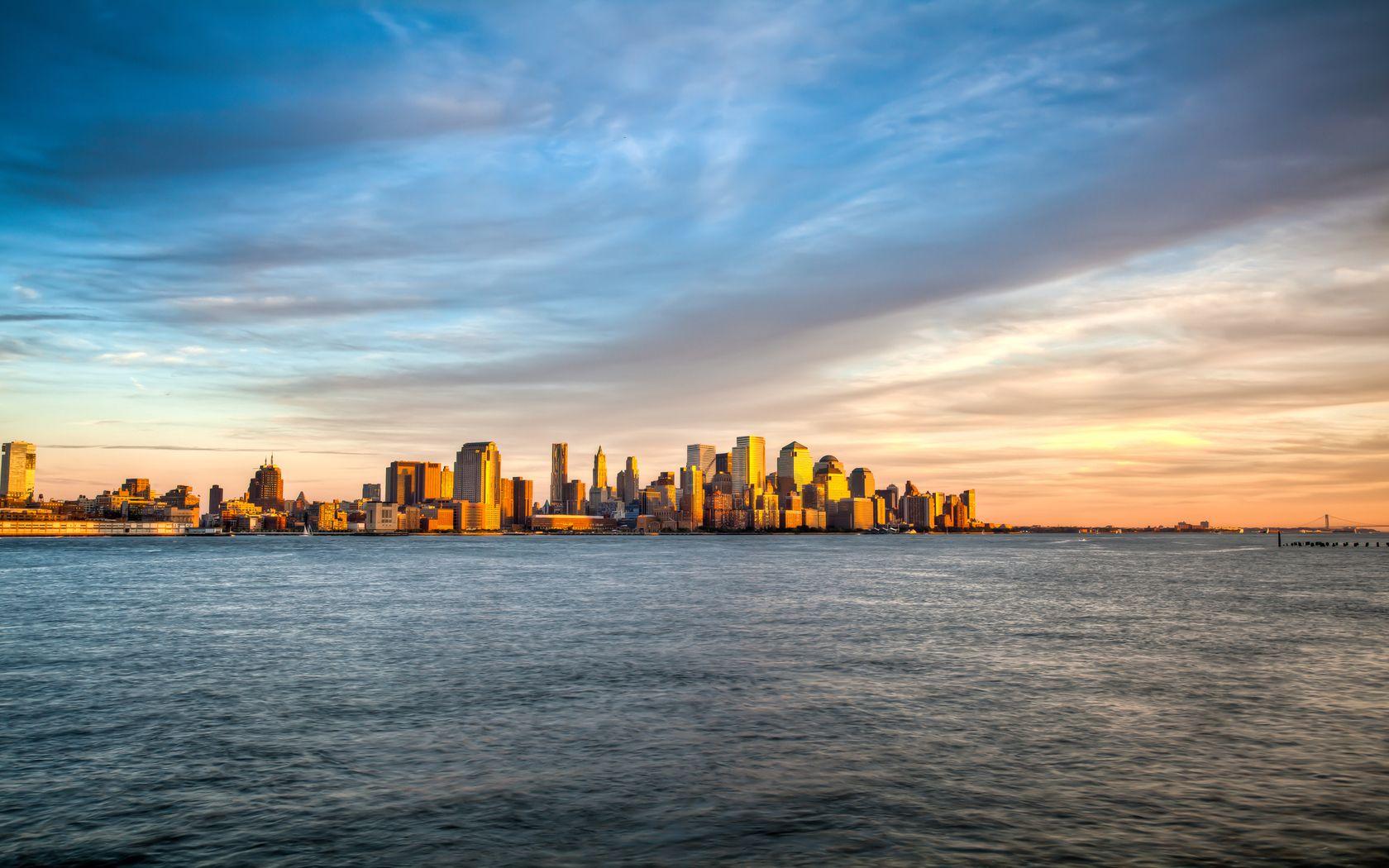 1680x1050 New York Evening Sky wallpaper
