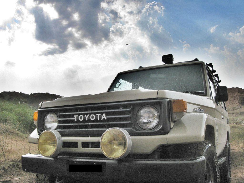 1024x768 Toyota Land Cruiser 70 Series