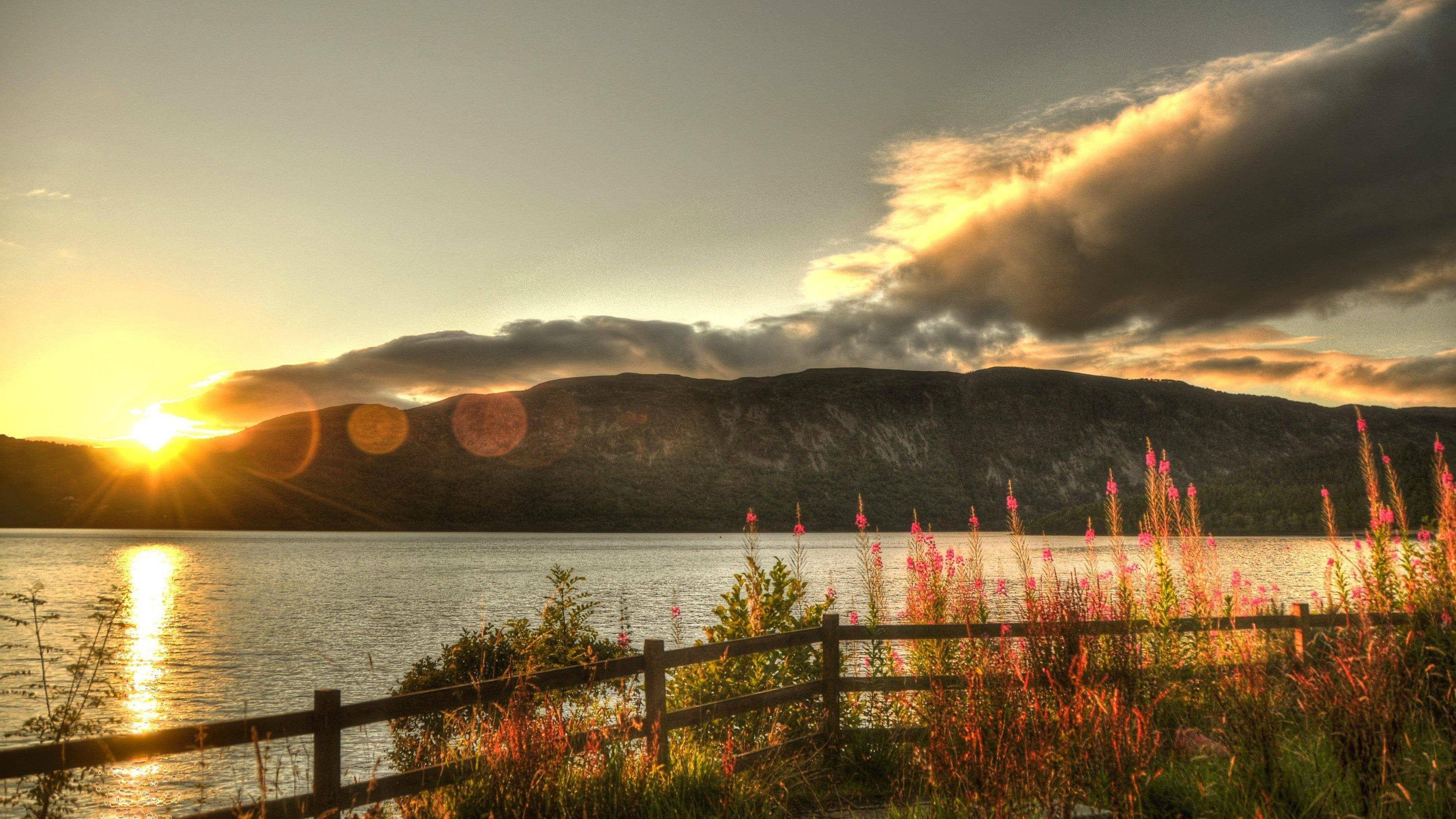 3456x1944 Sunset Loch Ness lake [3840 x 2160]