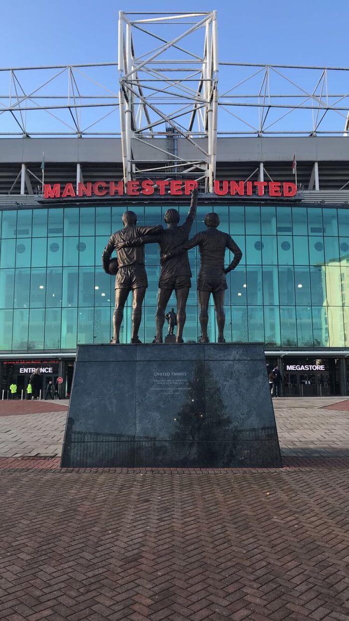 700x1245 Manchester United Old Trafford Stadium