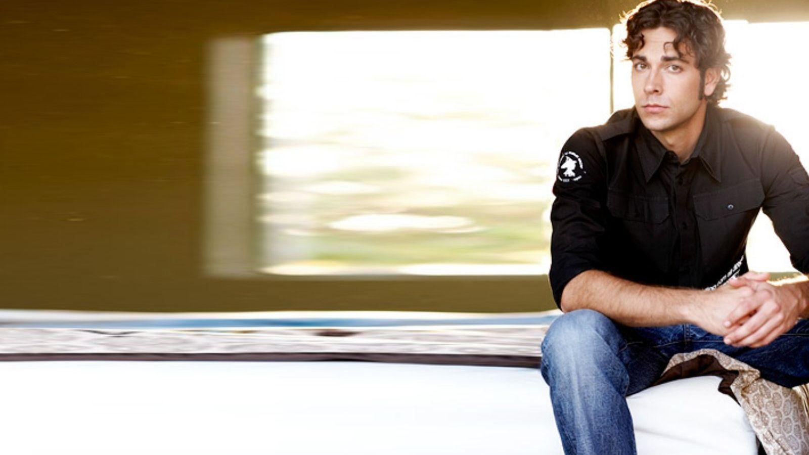 1600x900 Free download Zachary Levi Zachary Levi Wallpaper 2420904 [1600x1200] for your Desktop, Mobile & Tablet. Explore Zachary Levi Wallpaper. Zachary Levi Wallpaper, Levi Wallpaper, Levi Wallpaper